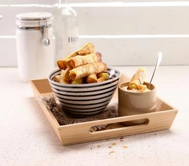 gewuerz-kartoffelsticks-strudelteig-rueebli-dip.jpg